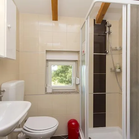 Kuca Za Odmor 111a بيت للعطل *
